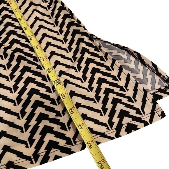 ACCENT Top Dark Brown and Cream - Picture 10 of 10